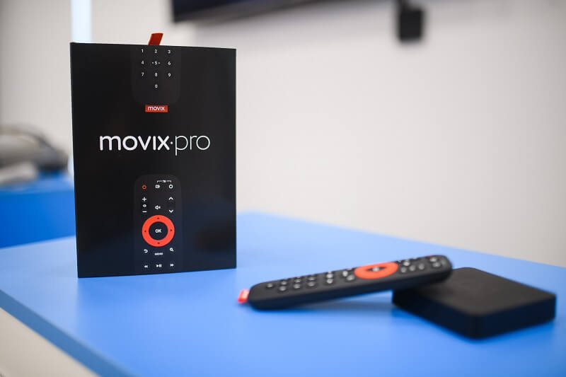 Movix Pro Voice от Дом.ру в Куда